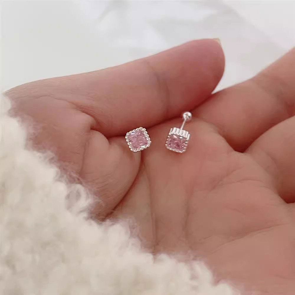 Pendientes pequeños con forma  - Beading Needle Fine reseña y precio