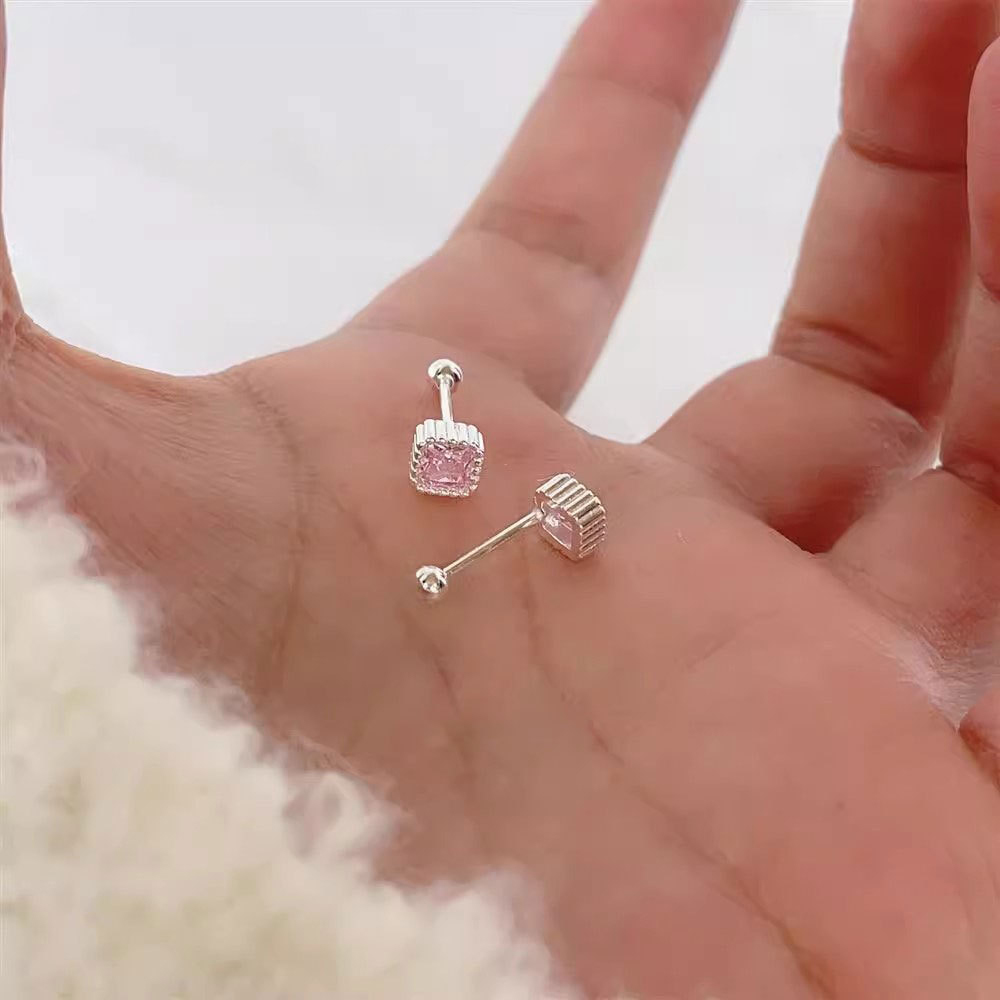 Pendientes pequeños con forma  - Beading Needle Fine reseña y precio
