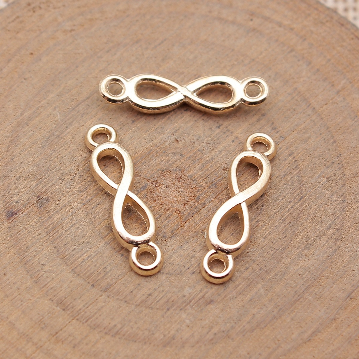 Conector con Símbolo de Infini - Jewelry Making For Couples reseña y precio