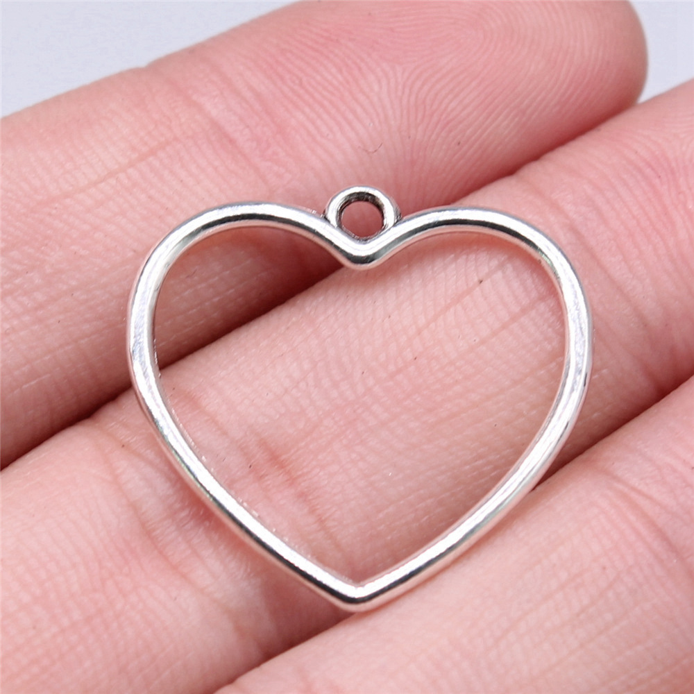 Mini colgante de corazón hueco - Jewelry Making For Couples reseña y precio